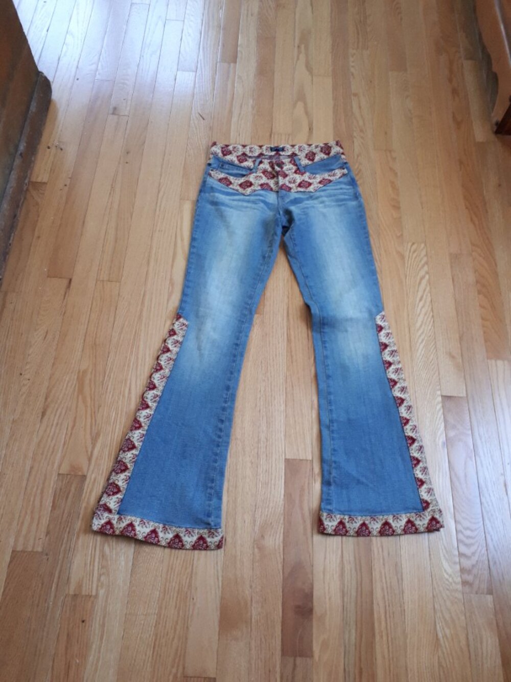 Lucent Jeans size small